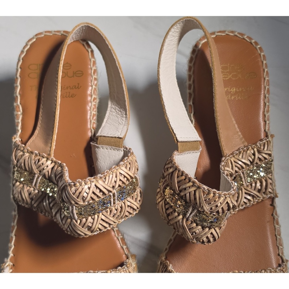 Andre‎ Assous Women's Beige/Gold Woven Glitter Slingback Wedge Sandals US 10